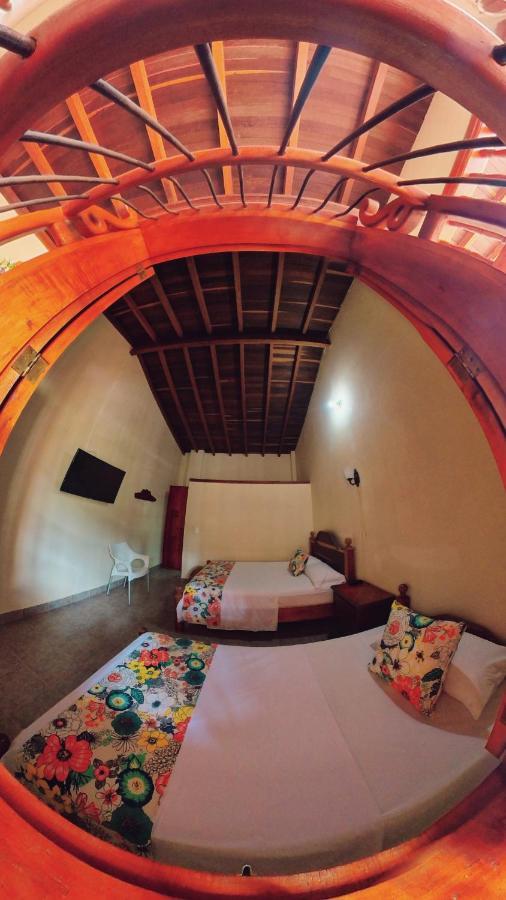 La Casa De Las Flores Hostal Jardin Bagian luar foto