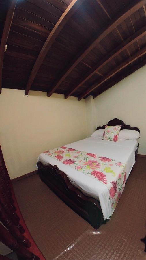 La Casa De Las Flores Hostal Jardin Bagian luar foto